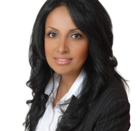 Maryam Akbari –...