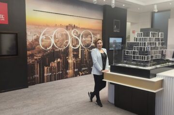 Mona Momtaz Real Estate Agent Residential, Commercial , Land, Persian