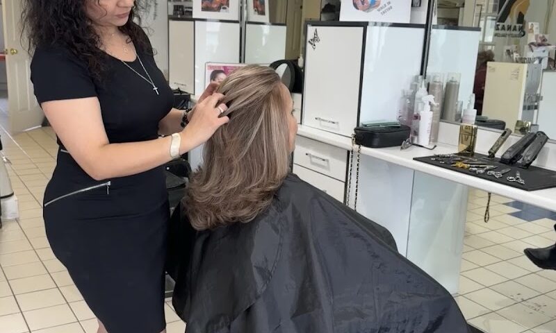 Marjanmomeni,hair dresser هایلایت مو،ابرو،هیرکات مردانه وزنانه، خدمات تخصصی کراتینه وپرتیینه مو