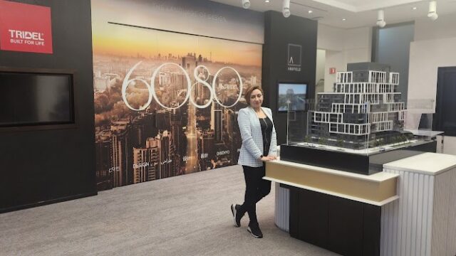Mona Momtaz Real Estate Agent Residential, Commercial , Land, Persian
