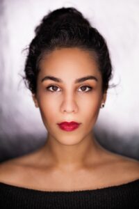 Nava ELMI Immigration Lawyer / Avocate