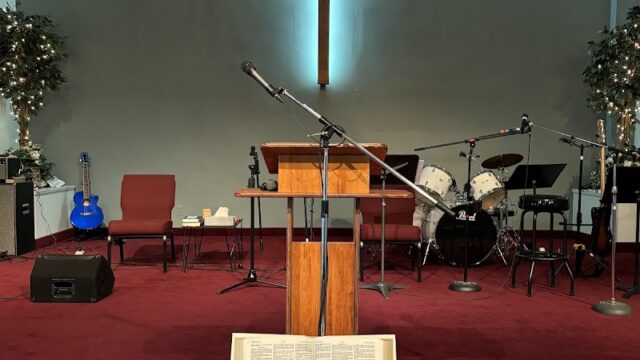 Persian Church of Newmarketکلیسای فارسی زبان نیومارکت