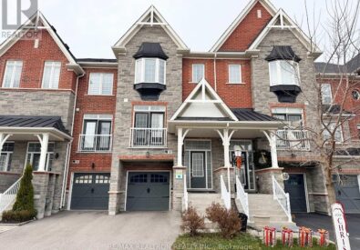 RE/MAX REALTRON Alan...