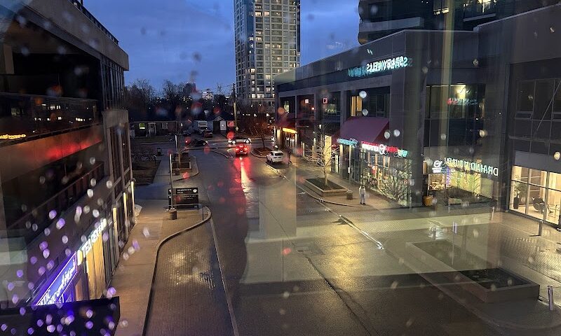 World on Yonge Medical Centre